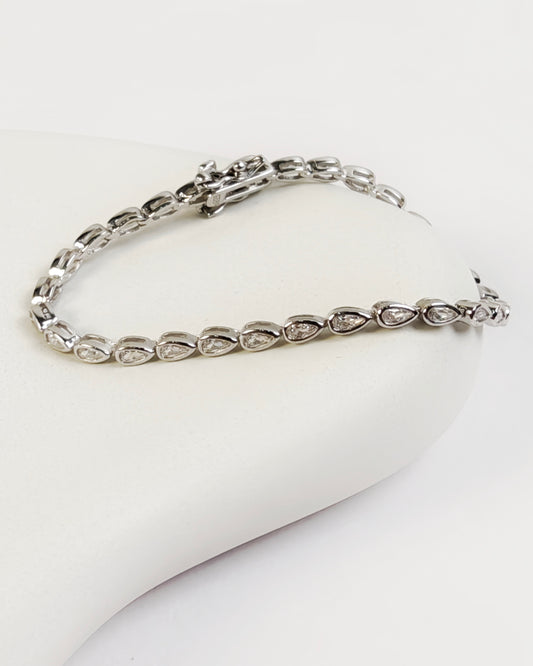 Pear Tennis Bracelet | 925 Silver | Odins