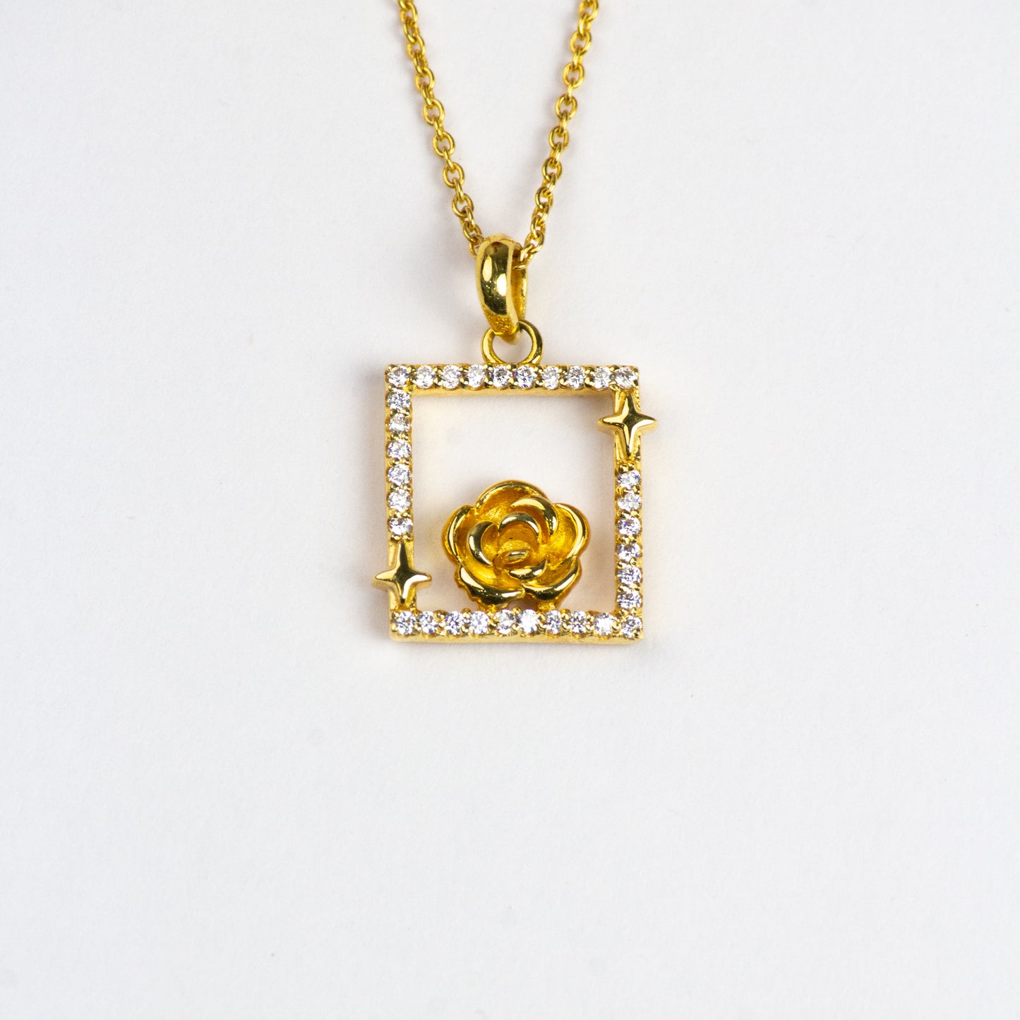 Rosaé Frame Necklace
