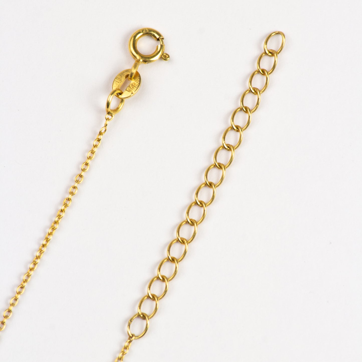 Glimmering Arc - Sparkle Necklace