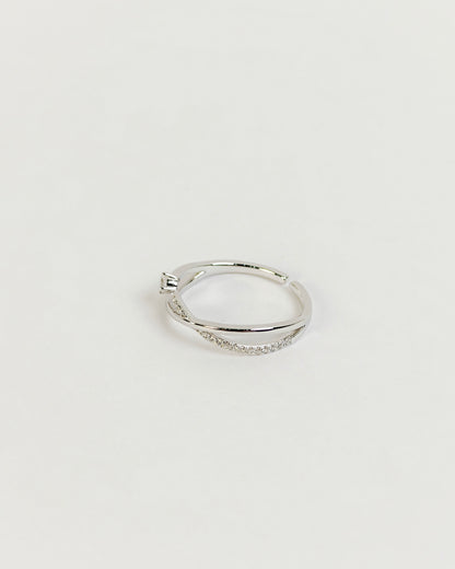 Embrace Ring | 925 Silver | Odins