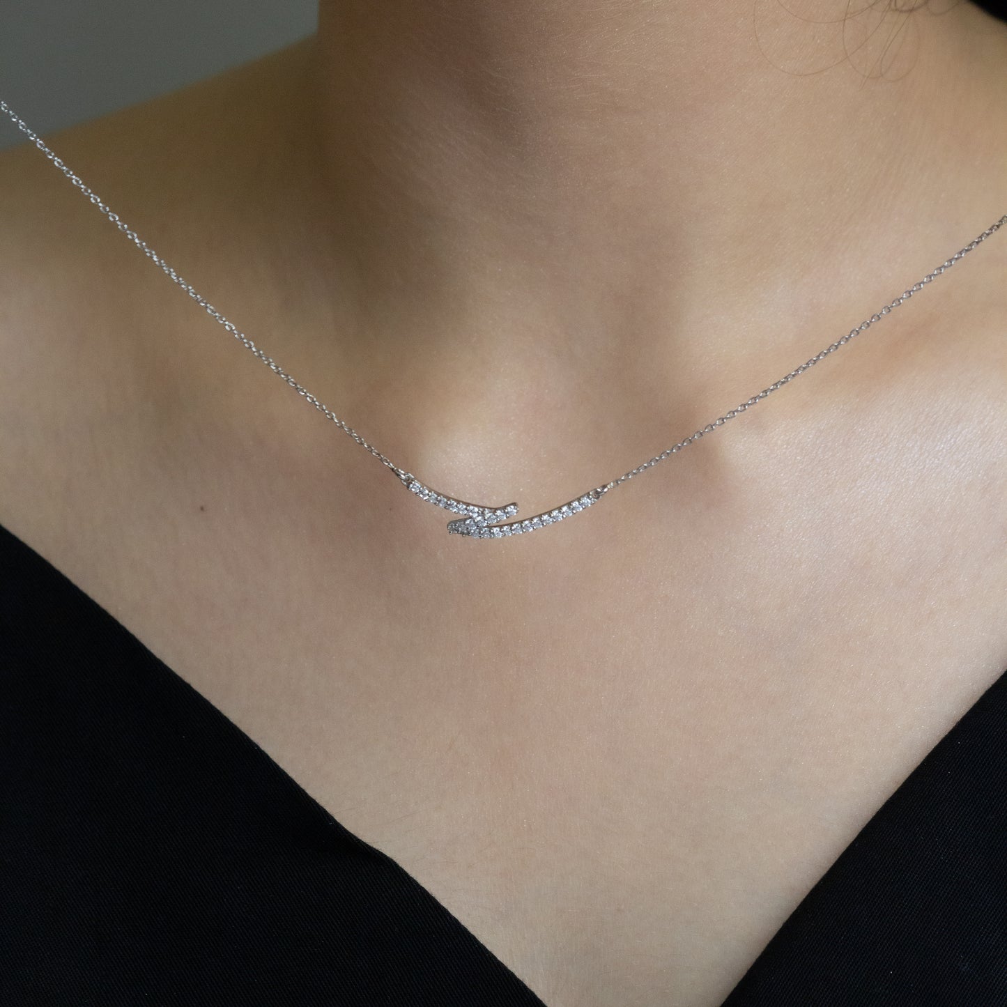 Dynamic Duet - Bar Necklace